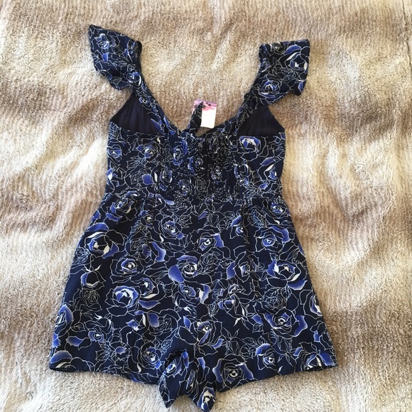 Blue Floral Summer Romper Small - Picture 6 of 7